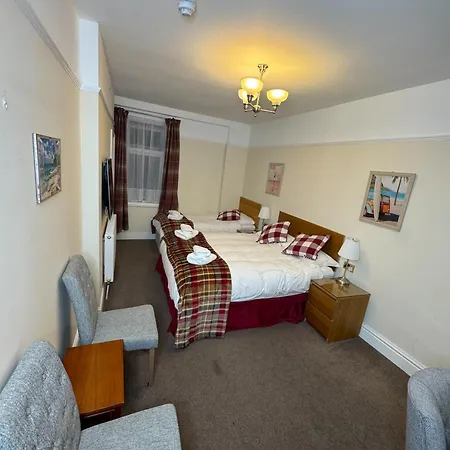Rossdene House-2